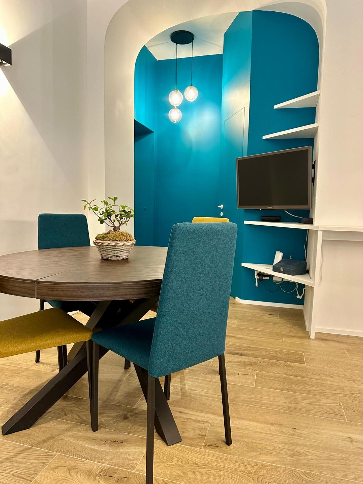 Lr Deluxe Apartments - Porta Venezia - Bilocale Con Giardino Privato Milan Bagian luar foto